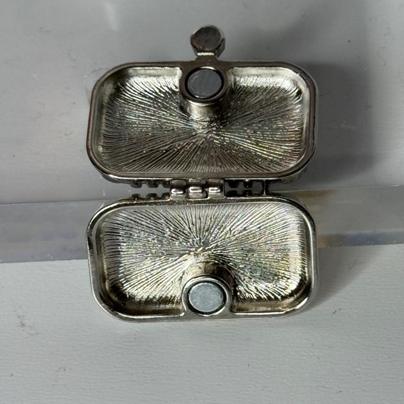 Integrity Fashion Doll Silver Metal Clutch Purse Blue Toys Poeme D'Amour Vanessa - Picture 4 of 4